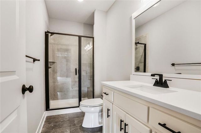 7050 NW Yulich Court, Parkville, MO 64152