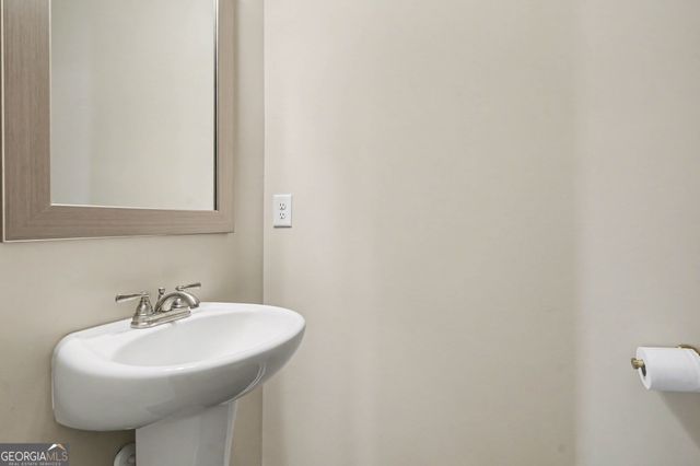 3871 Franks Way, Loganville, GA 30052