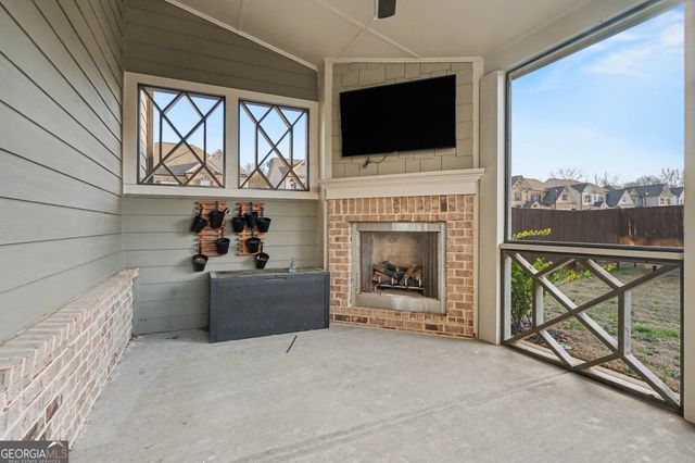 3871 Franks Way, Loganville, GA 30052