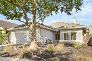 8581 Petunia Way, Elk Grove, CA 95624