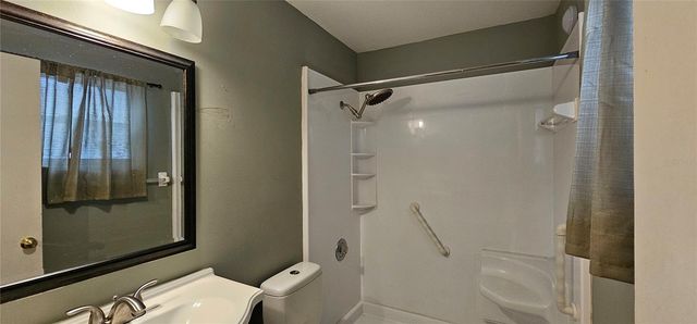 25 N GLENWOOD AVENUE, Orlando, FL 32803
