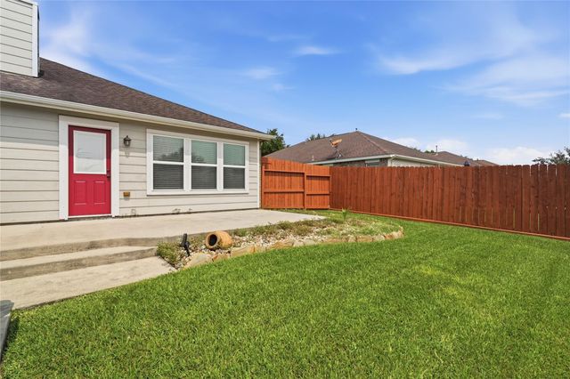 2018 Leisure Lane, League City, TX 77573
