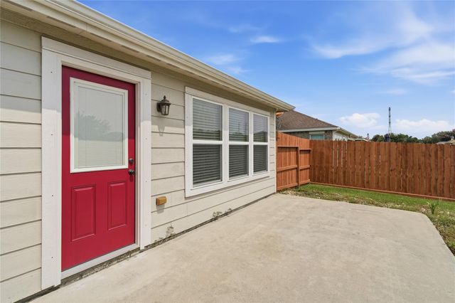 2018 Leisure Lane, League City, TX 77573