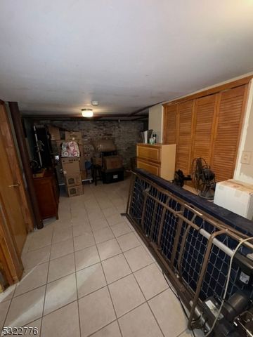 393 E 38th St, Paterson City, NJ 07504