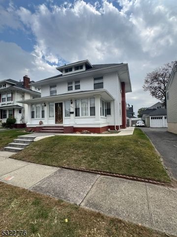 393 E 38th St, Paterson City, NJ 07504