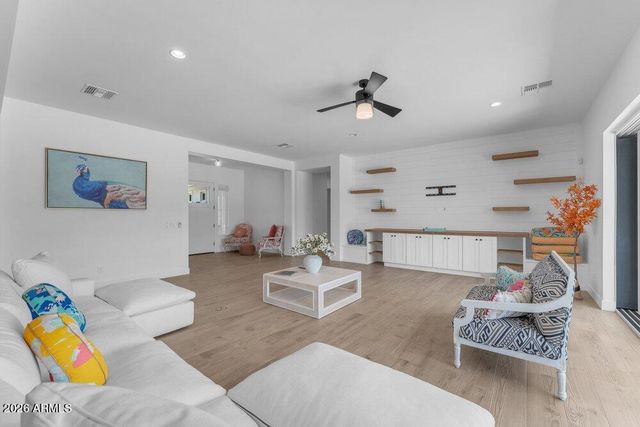 20717 E PUMMELOS Road, Queen Creek, AZ 85142