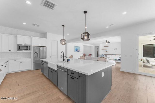 20717 E PUMMELOS Road, Queen Creek, AZ 85142