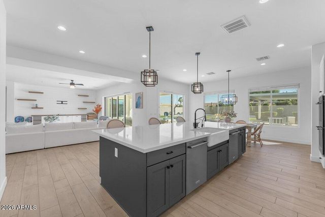 20717 E PUMMELOS Road, Queen Creek, AZ 85142