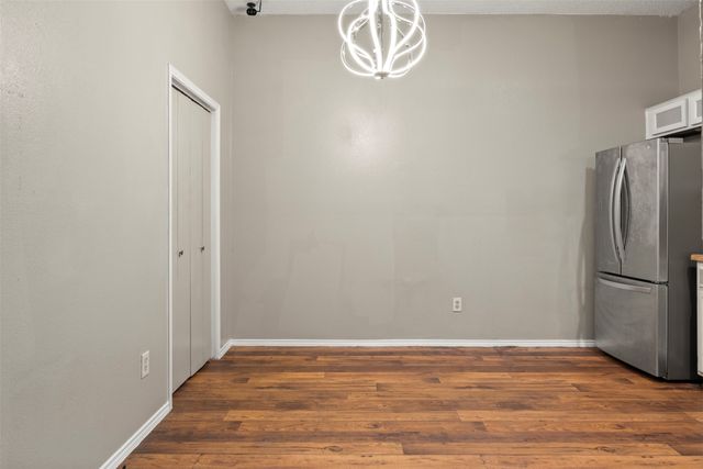 10204 Oak Terrace Circle, Dallas, TX 75227