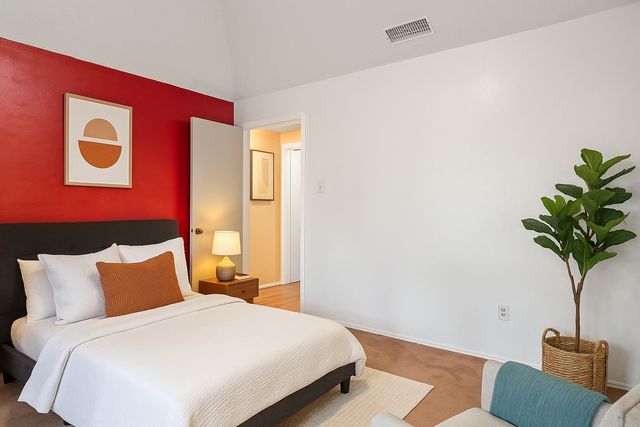 10204 Oak Terrace Circle, Dallas, TX 75227