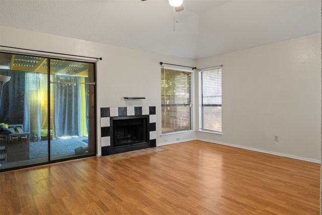 10204 Oak Terrace Circle, Dallas, TX 75227