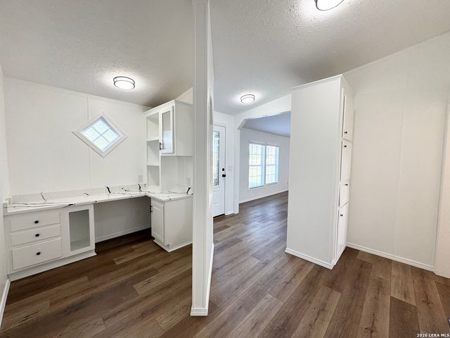 480 Brooks Lane, Poteet, TX 78065