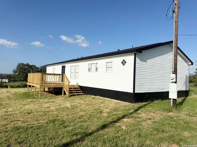 480 Brooks Lane, Poteet, TX 78065