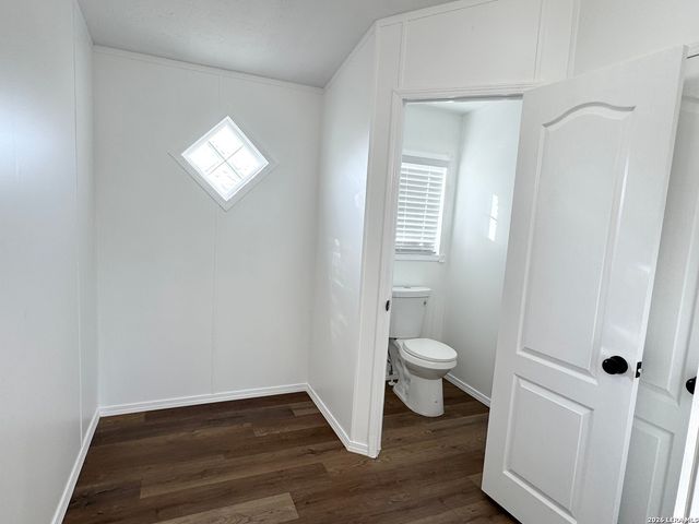 480 Brooks Lane, Poteet, TX 78065