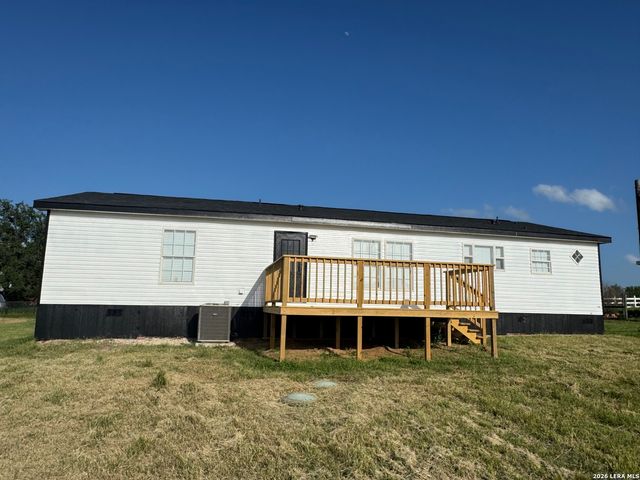 480 Brooks Lane, Poteet, TX 78065