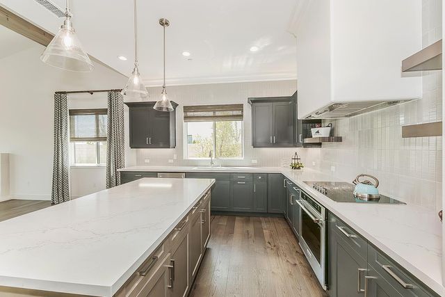 2825 E Beech Tree Drive, Fresno, CA 93730