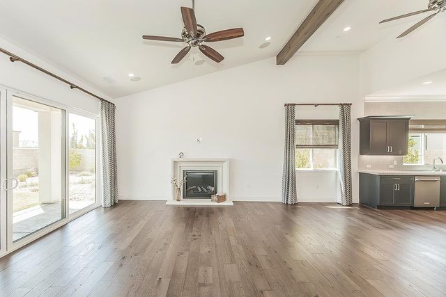 2825 E Beech Tree Drive, Fresno, CA 93730