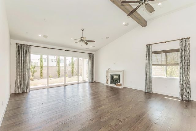 2825 E Beech Tree Drive, Fresno, CA 93730