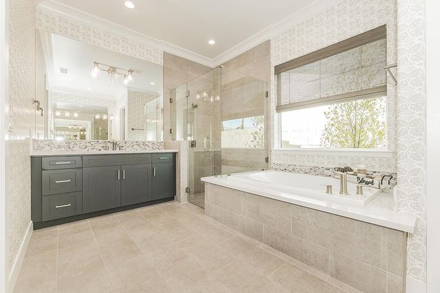 2825 E Beech Tree Drive, Fresno, CA 93730