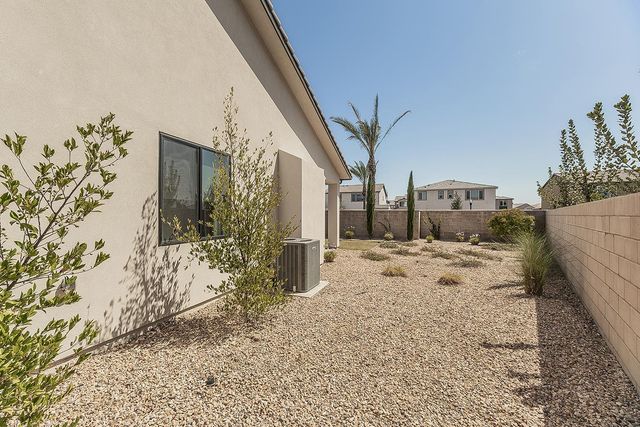 2825 E Beech Tree Drive, Fresno, CA 93730