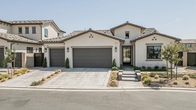 2825 E Beech Tree Drive, Fresno, CA 93730
