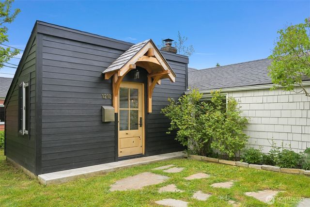 1210 Logan Street, Bellingham, WA 98225