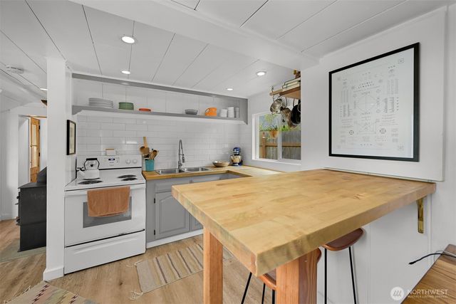 1210 Logan Street, Bellingham, WA 98225