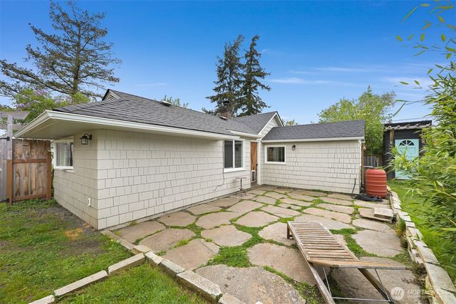 1210 Logan Street, Bellingham, WA 98225