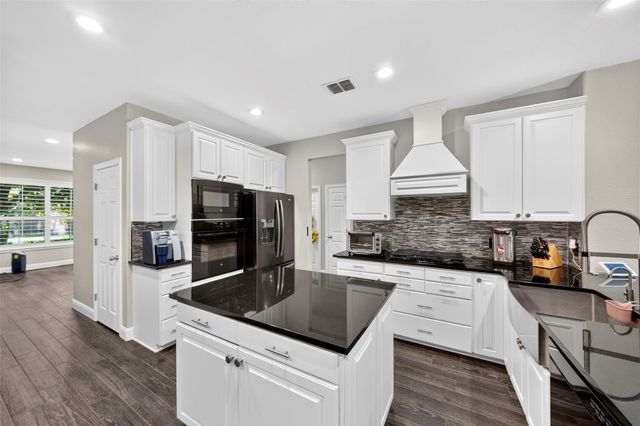 1532 Lynn Drive, Wylie, TX 75098