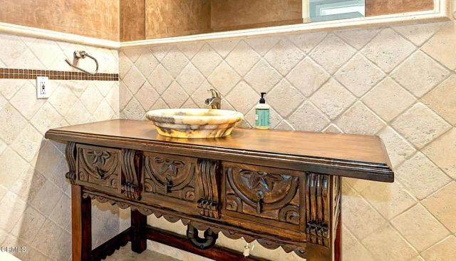 4545 Don Arturo Place, Baldwin Hills, CA 90008