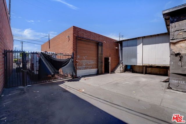10920 S La Cienega Boulevard, Inglewood, CA 90304