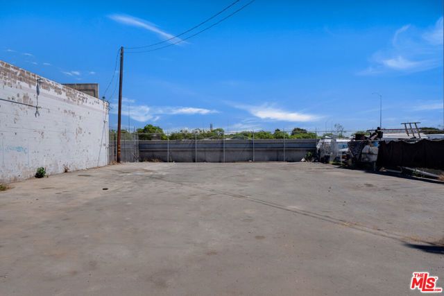 10920 S La Cienega Boulevard, Inglewood, CA 90304