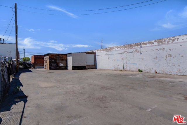 10920 S La Cienega Boulevard, Inglewood, CA 90304
