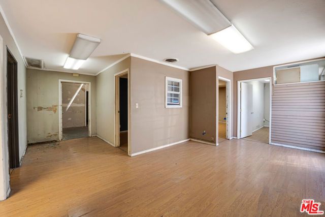 10920 S La Cienega Boulevard, Inglewood, CA 90304