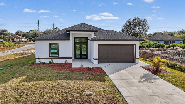 2513 69th Street W, Lehigh Acres, FL 33971
