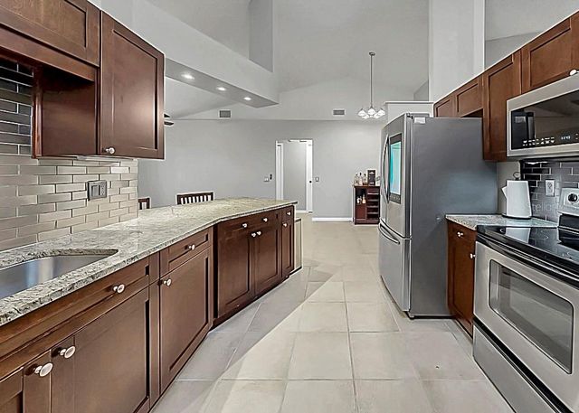 1306 GANGPLANK DRIVE, Valrico, FL 33594