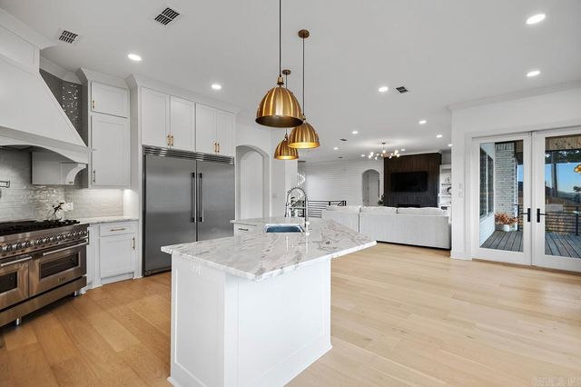 25 Falstone Drive, Little Rock, AR 72223