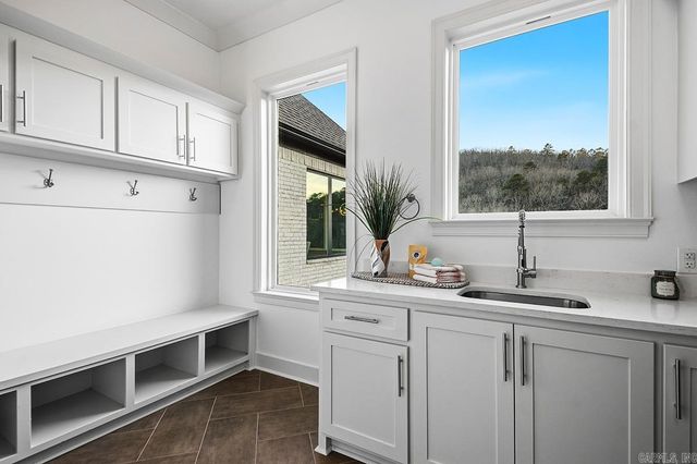 25 Falstone Drive, Little Rock, AR 72223