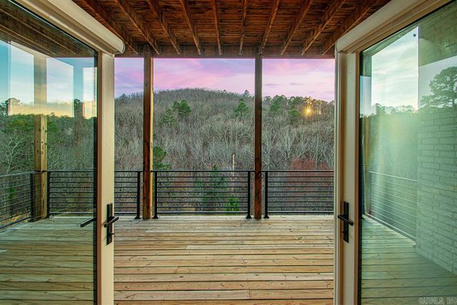 25 Falstone Drive, Little Rock, AR 72223