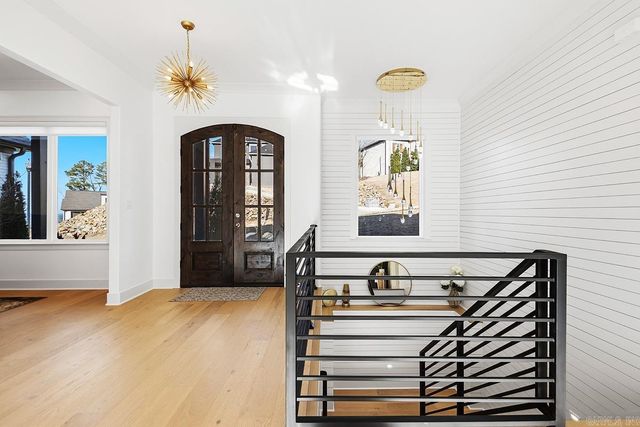 25 Falstone Drive, Little Rock, AR 72223