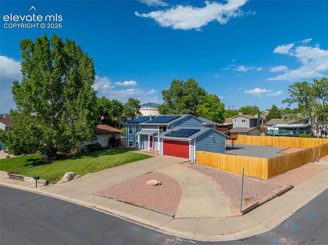 4100 Woodside Lane, Pueblo, CO 81008