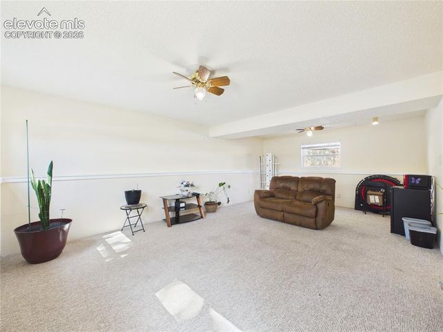 4100 Woodside Lane, Pueblo, CO 81008