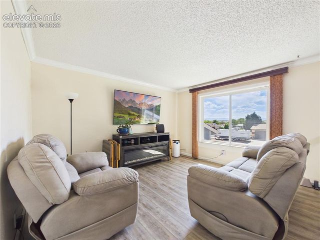 4100 Woodside Lane, Pueblo, CO 81008