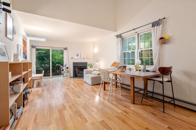 6 Deerfield Court 6, Grafton, MA 01519