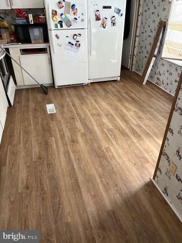 156 FOSTER TRL, Louisa, VA 23093