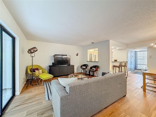 1707 PELICAN COVE ROAD GL351, Sarasota, FL 34231