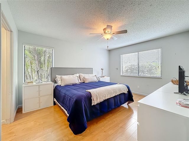 1707 PELICAN COVE ROAD GL351, Sarasota, FL 34231