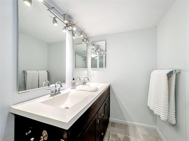 1707 PELICAN COVE ROAD GL351, Sarasota, FL 34231