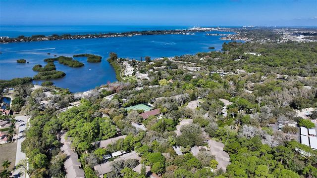 1707 PELICAN COVE ROAD GL351, Sarasota, FL 34231