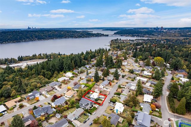 5227 116th Place SE, Bellevue, WA 98006